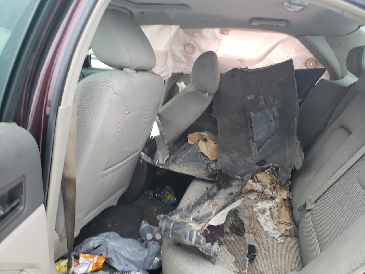 3FAHP0HA0BR273640 2011 Ford Fusion Se