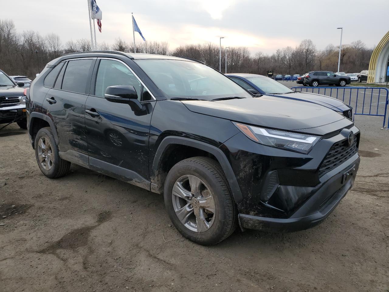 2T3P1RFV8PC386323 TOYOTA RAV4 2023