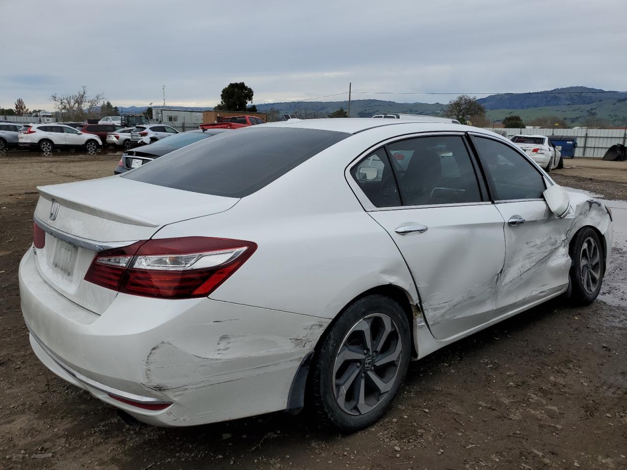 1HGCR2F71GA012862 HONDA ACCORD 2016