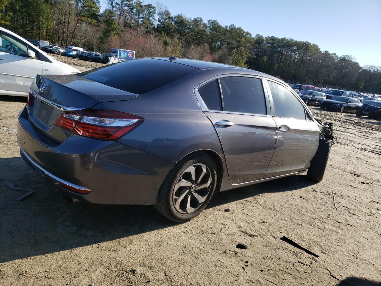 1HGCR2F9XGA023117 HONDA ACCORD 2016