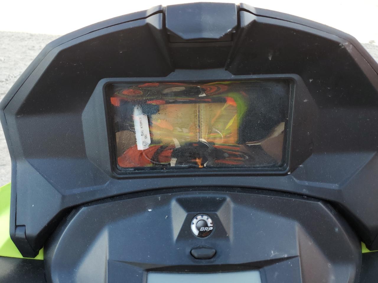 2BPSVALD7LV000027 SKI DOO SNOWMOBILE 2020