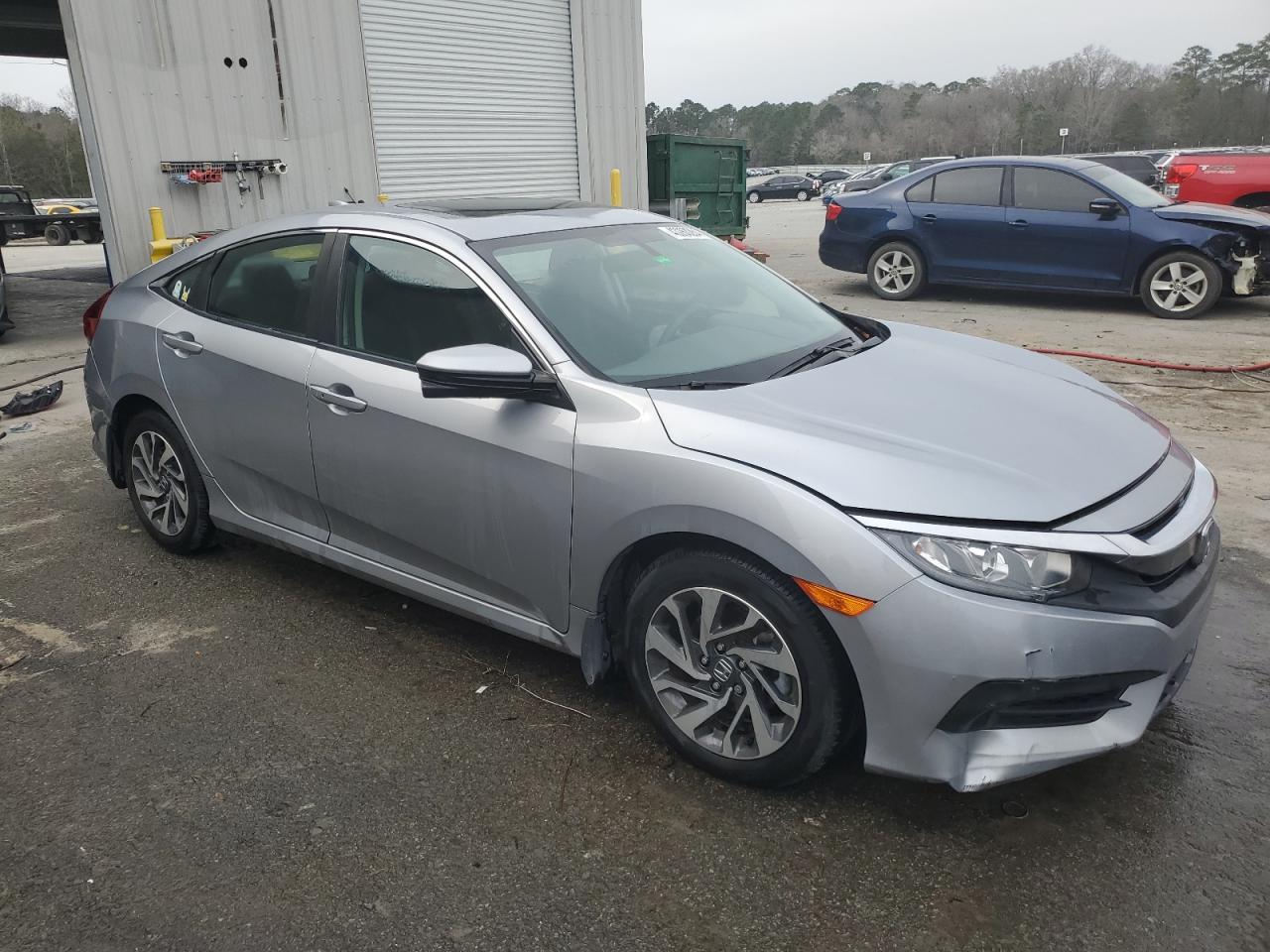 19XFC2F72JE015092 HONDA CIVIC 2018