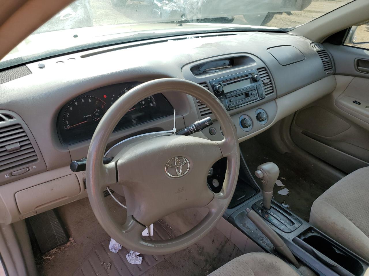 4T1BE32K44U906561 2004 Toyota Camry Le