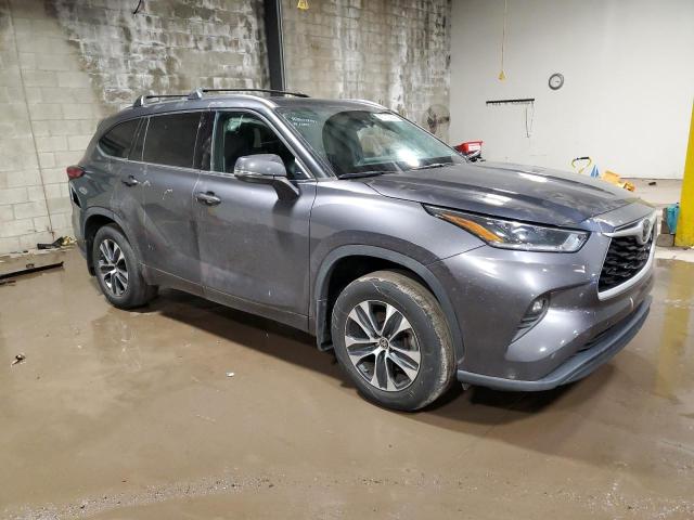 VIN 5TDHZRBH9MS542975 2021 Toyota Highlander, Xle no.4