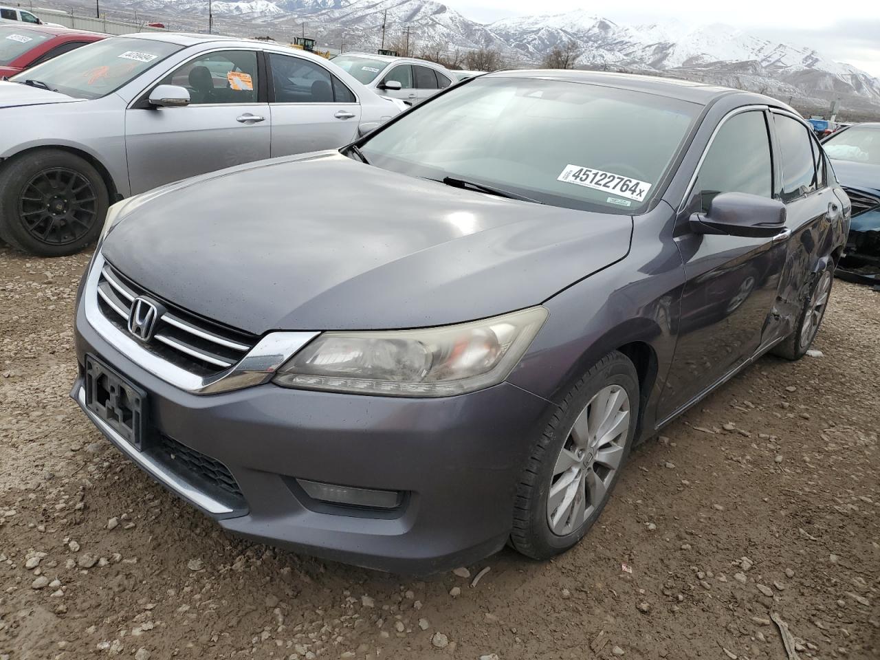 1HGCR3F99FA015532 2015 Honda Accord Touring