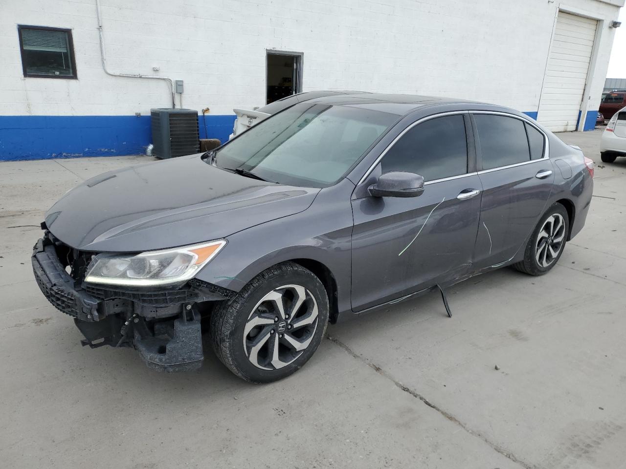 1HGCR2F83HA164572 HONDA ACCORD 2017