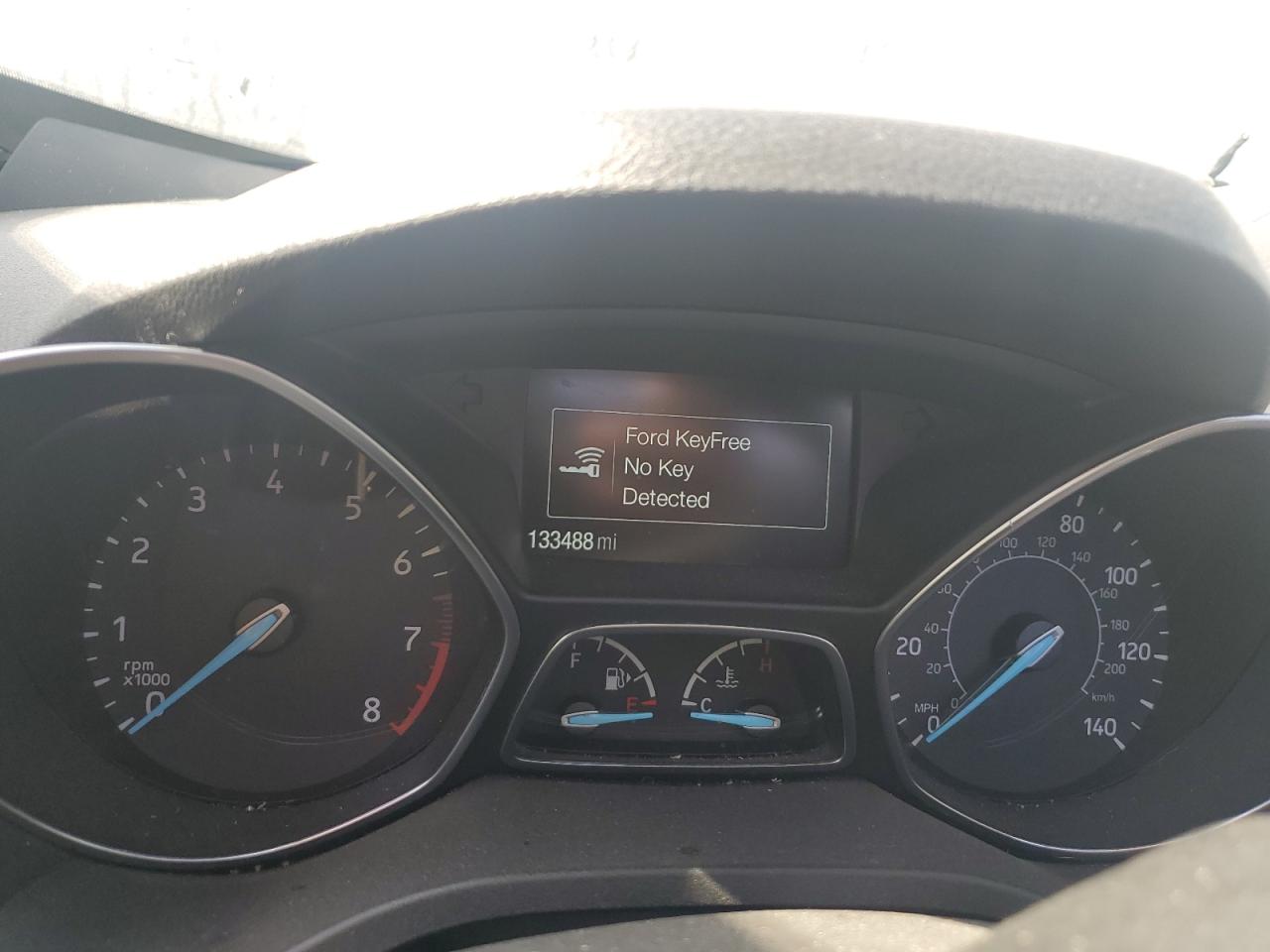1FMCU9J97JUC41823 FORD ESCAPE 2018