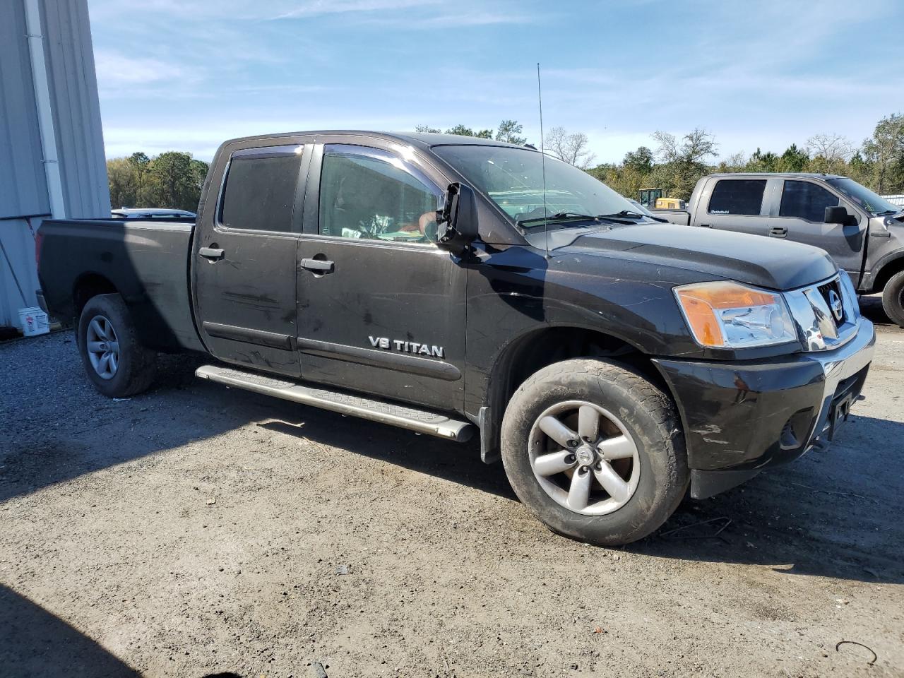 1N6AA0FC1DN307167 2013 Nissan Titan Sv