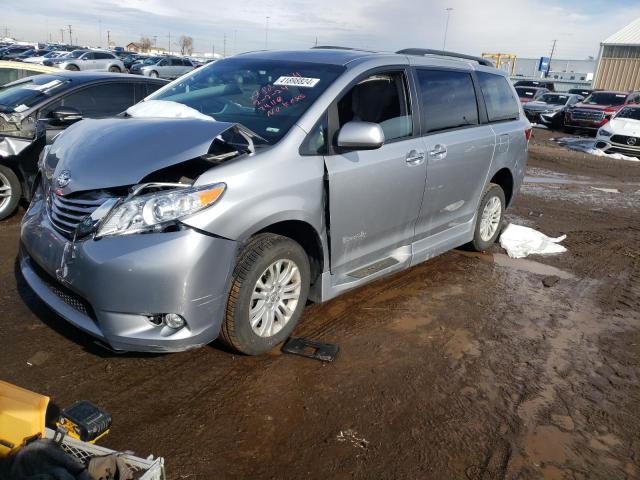 2016 Toyota Sienna XLE