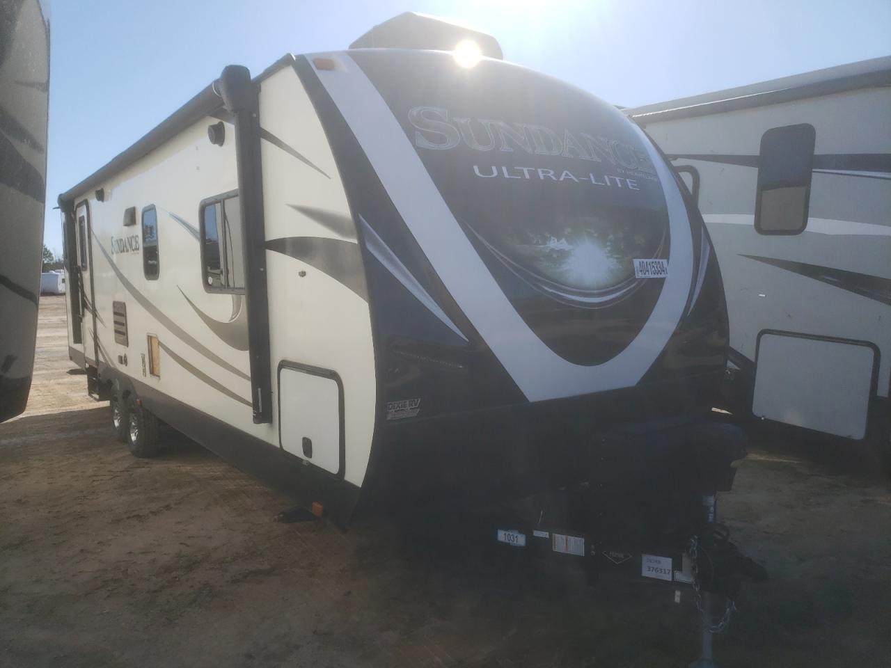 5SFNB3024JE****** 2018 Heartland Recreational Vehicles Llc North Trail Ultra Lite Camper 26LRSSCamper
