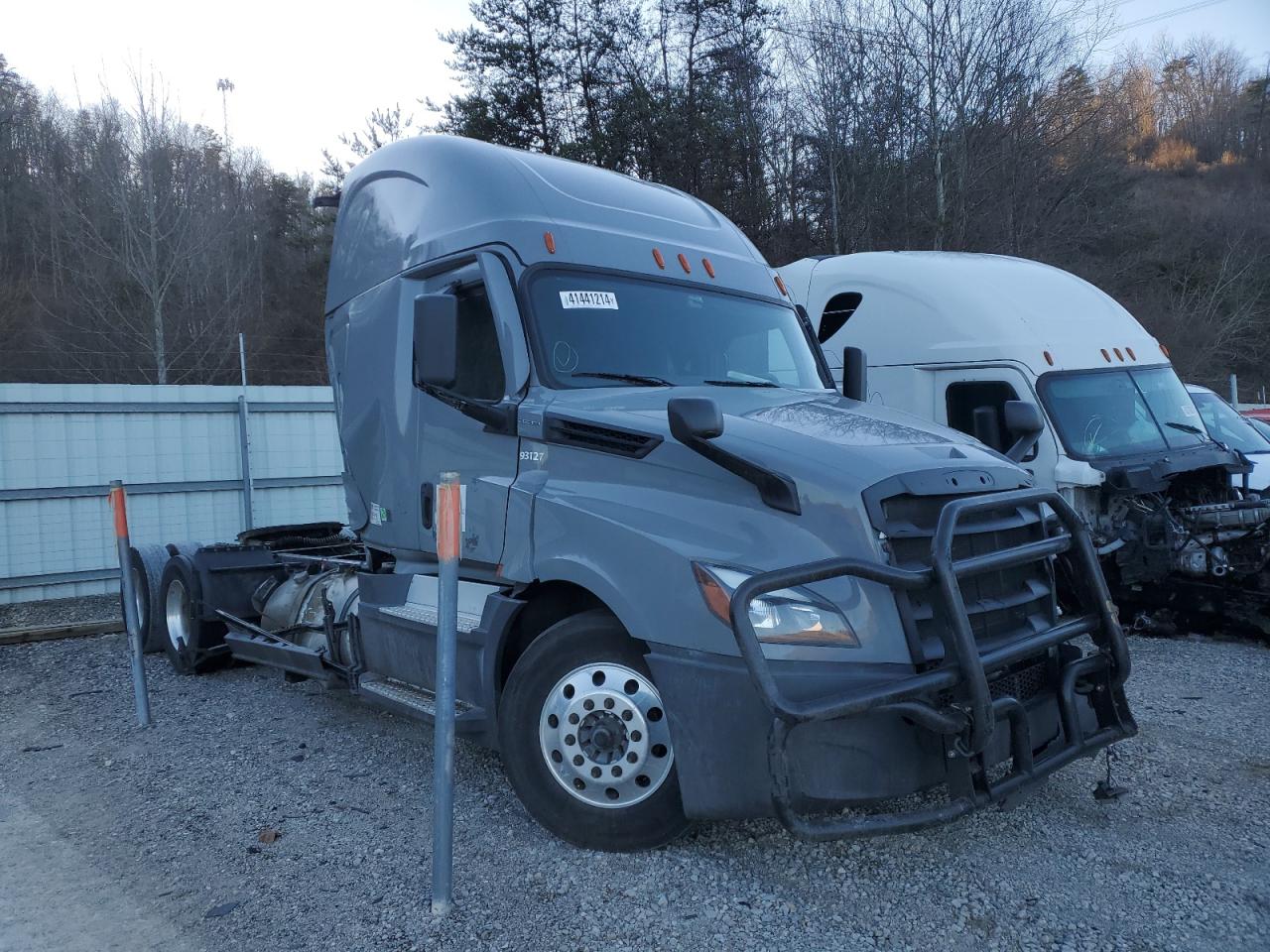 Freightliner Cascadia 2023 126" Sleepercab