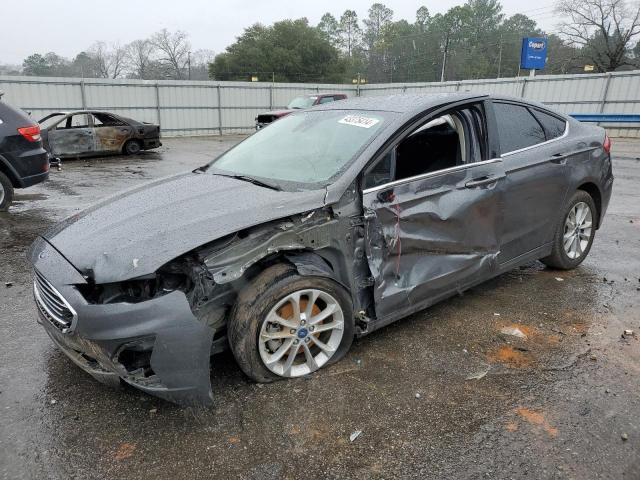 Lot #2381017123 2019 FORD FUSION SE salvage car