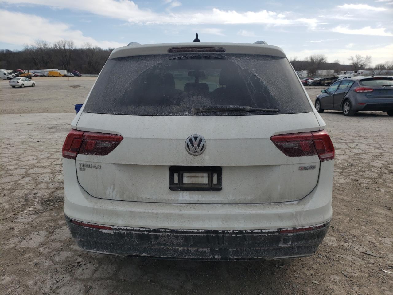 3VV2B7AX1KM140468 2019 Volkswagen Tiguan Se