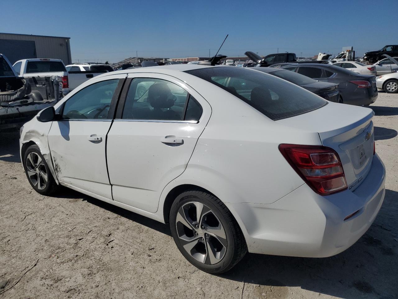 2017 Chevrolet Sonic Premier vin: 1G1JF5SB7H4125377