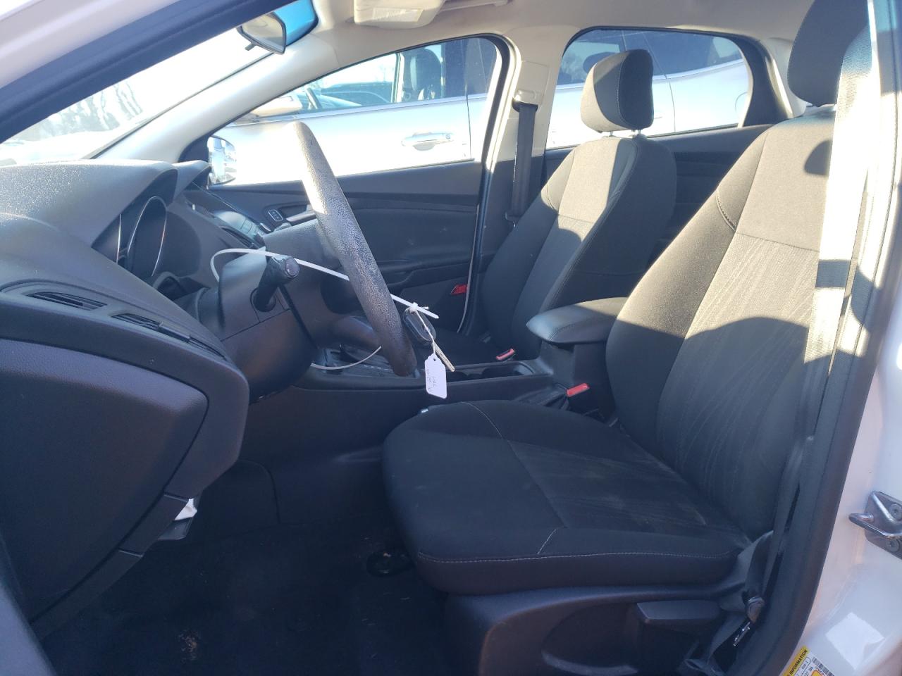 1FADP3F22JL319008 FORD FOCUS 2018