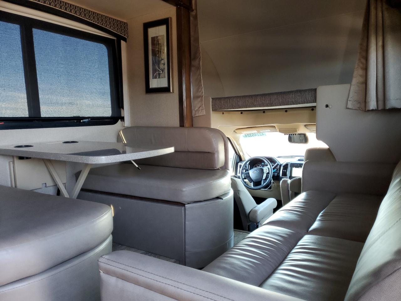 1FDUF5GT6HDA06673 THMC MOTORHOME 2018