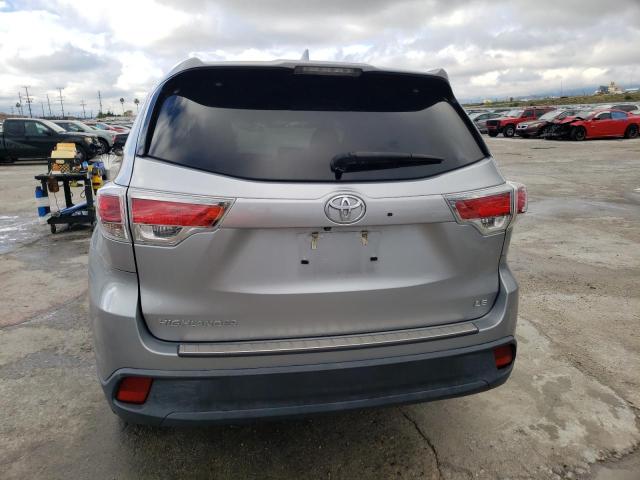 VIN 5TDZKRFH1FS059048 2015 Toyota Highlander, LE no.6