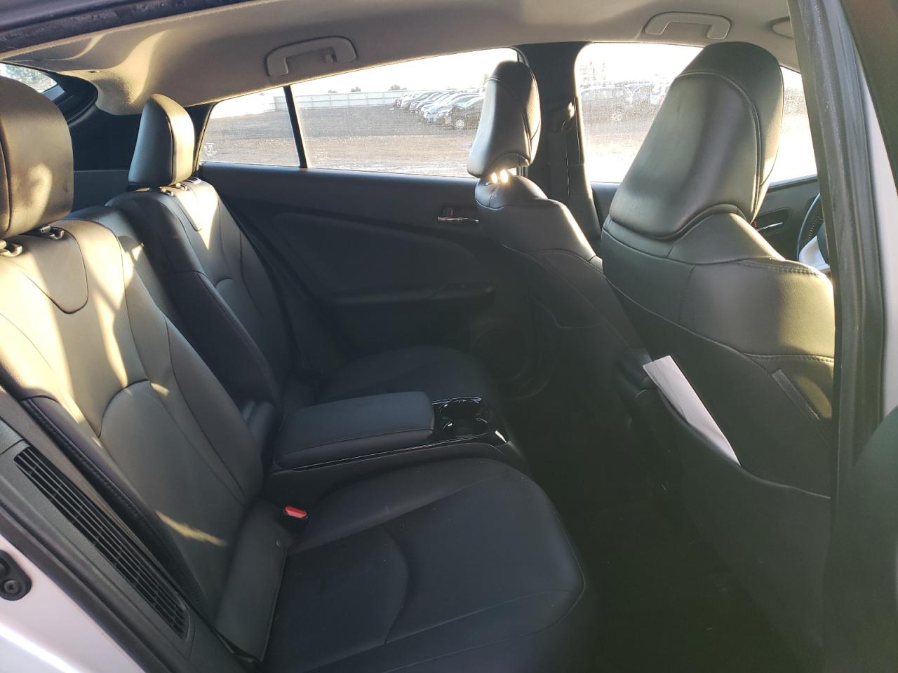 JTDKARFP2J3088953 TOYOTA PRIUS 2018
