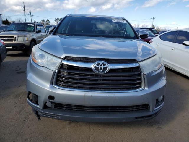 VIN 5TDJKRFHXES023368 2014 Toyota Highlander, Xle no.5