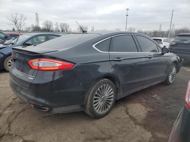 VIN WBS43AZ01NCJ52465 2013 FORD FUSION no.3