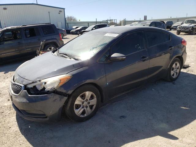 Lot #2423610087 2015 KIA FORTE LX salvage car