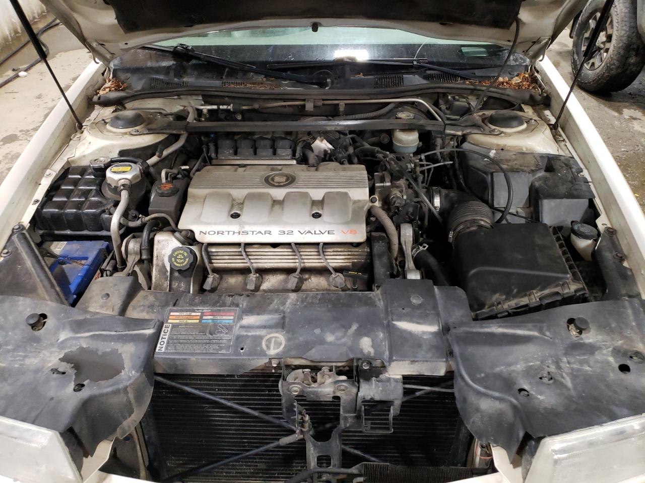 1G6ET1291XU608131 1999 Cadillac Eldorado Touring