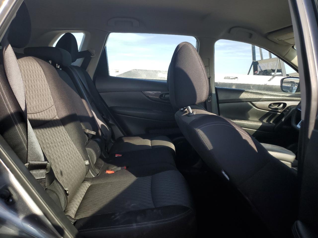 JN8AT2MT6KW251685 NISSAN ROGUE 2019