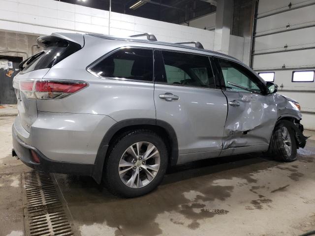 VIN 5TDJKRFH7FS220483 2015 Toyota Highlander, Xle no.3