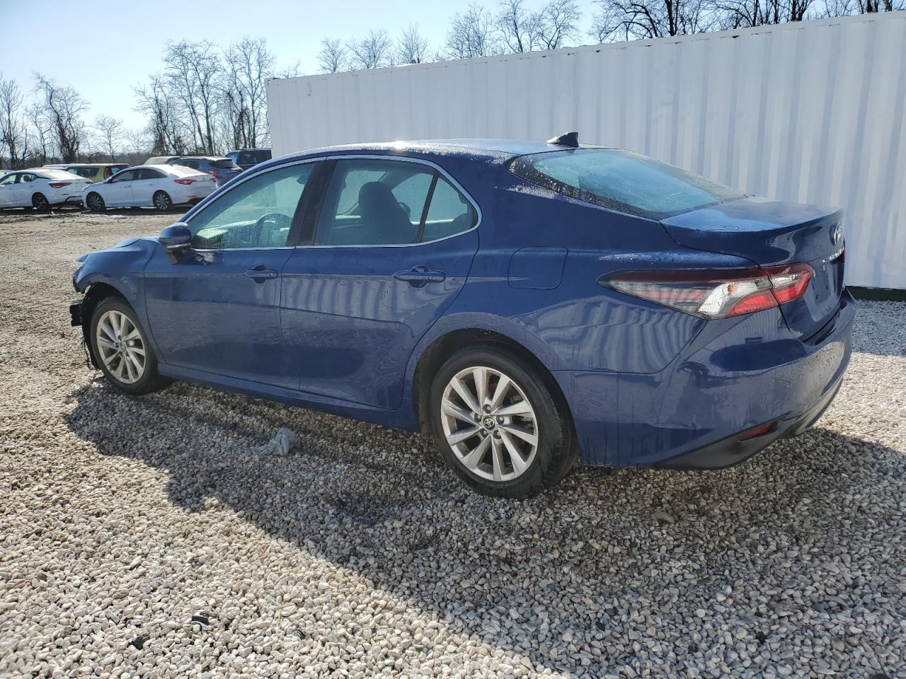 Lot #2480904103 2023 TOYOTA CAMRY LE