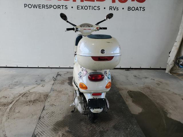 2005 VESPA M198F ZAPM198F155013456