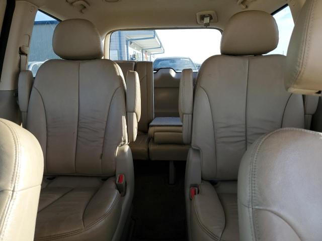 2014 Kia Sedona - Image 10