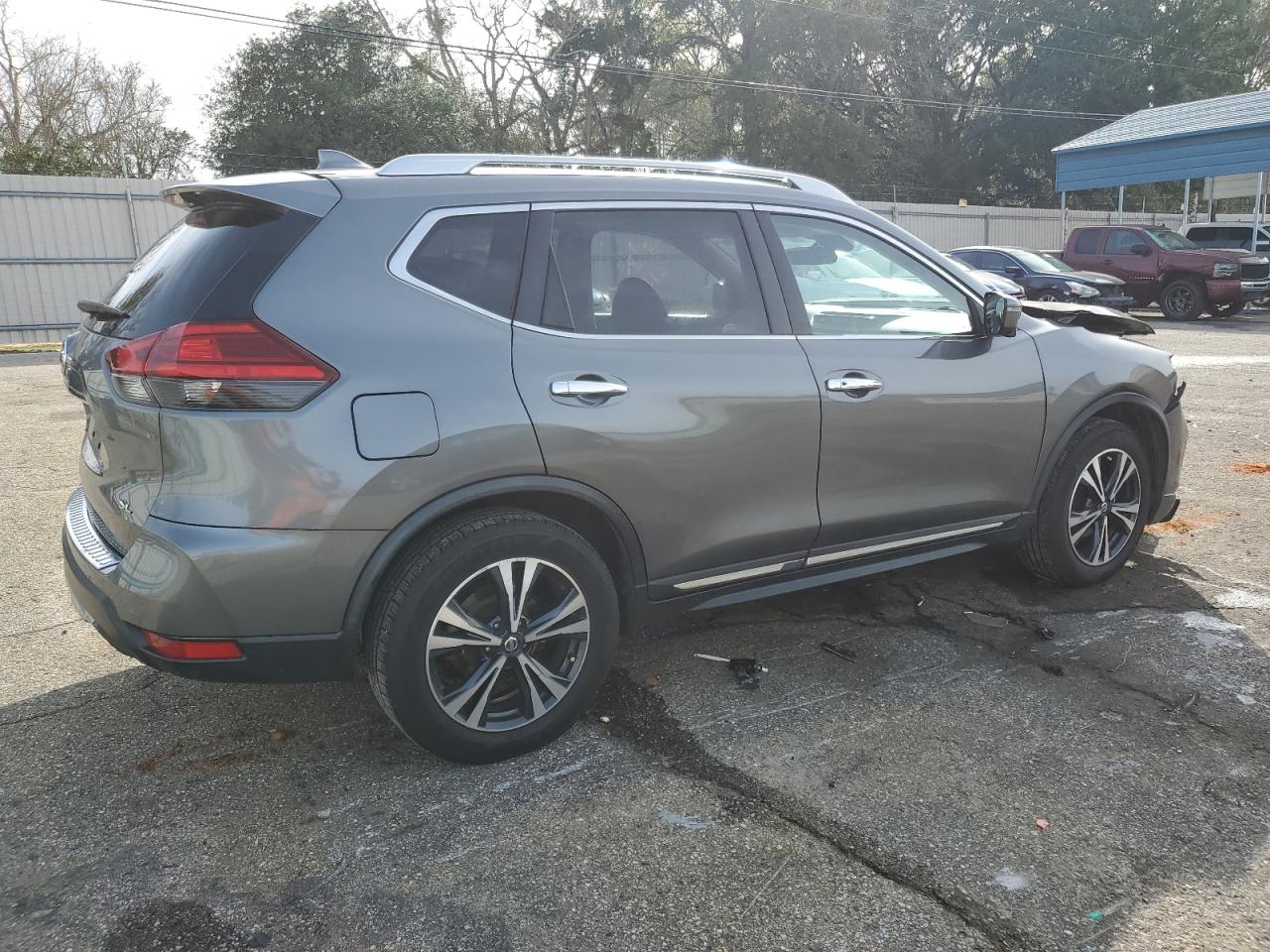 JN8AT2MT5HW141347 NISSAN ROGUE 2017