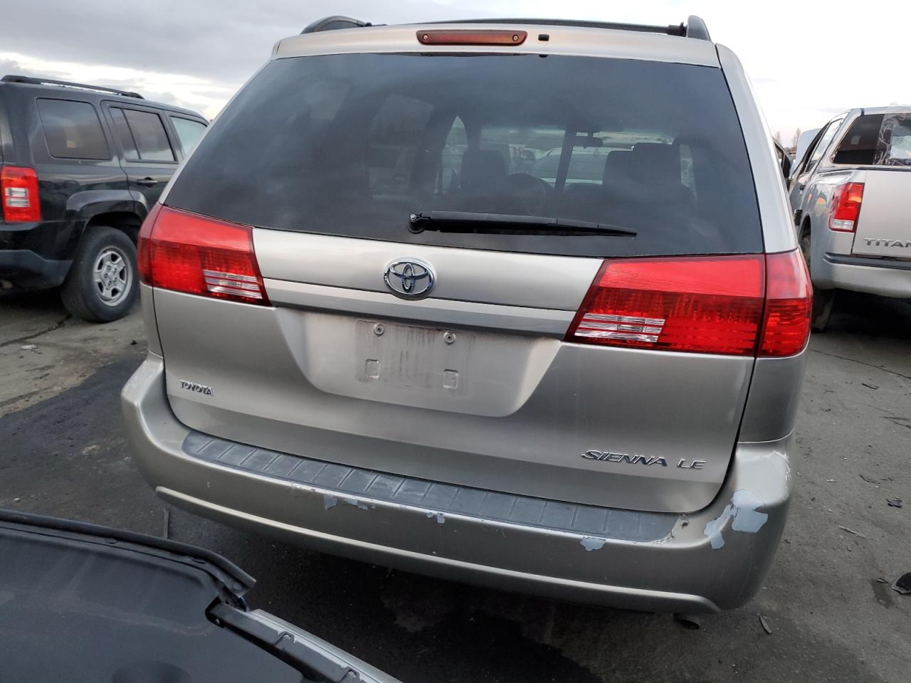 5TDZA23C64S193974 2004 Toyota Sienna Ce