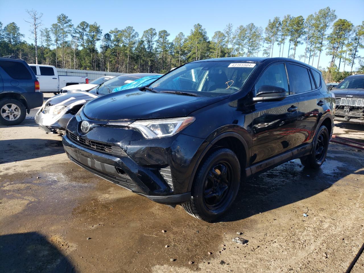 2T3ZFREV9HW363287 2017 Toyota Rav4 Le