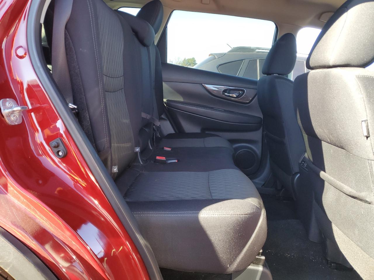 5N1AT2MV2KC756696 NISSAN ROGUE 2019