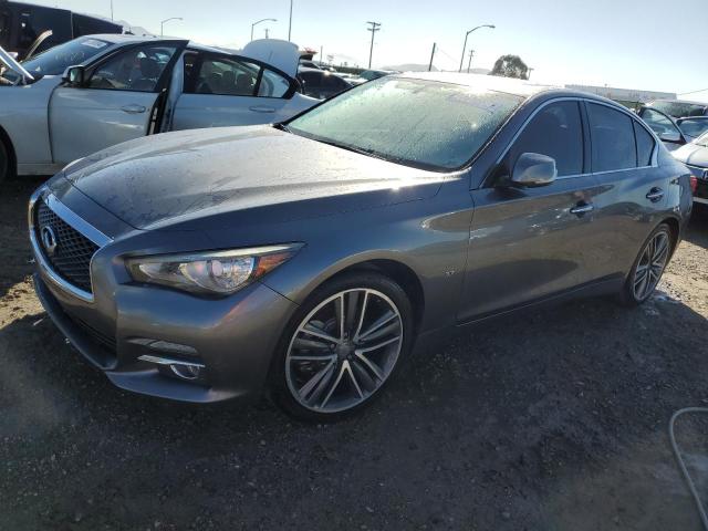 2015 INFINITI Q50 Base