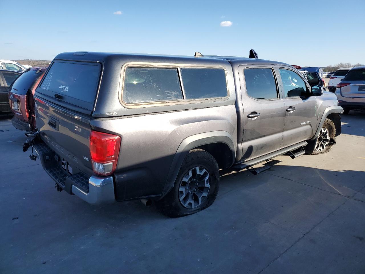 5TFAZ5CN8HX035998 2017 Toyota Tacoma Double Cab