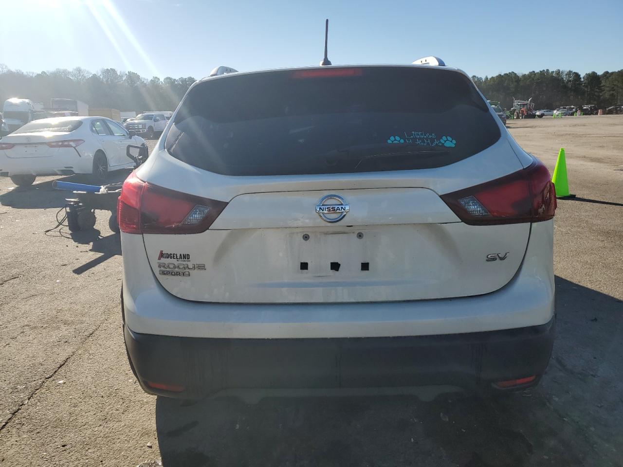 JN1BJ1CP7HW024957 NISSAN ROGUE 2017