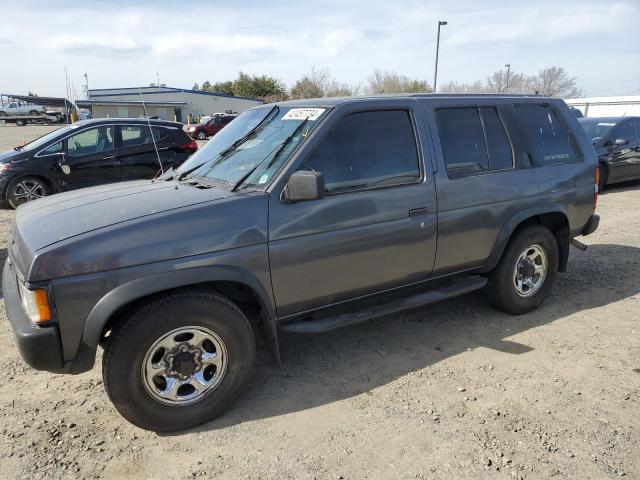 1995 Nissan Pathfinder LE