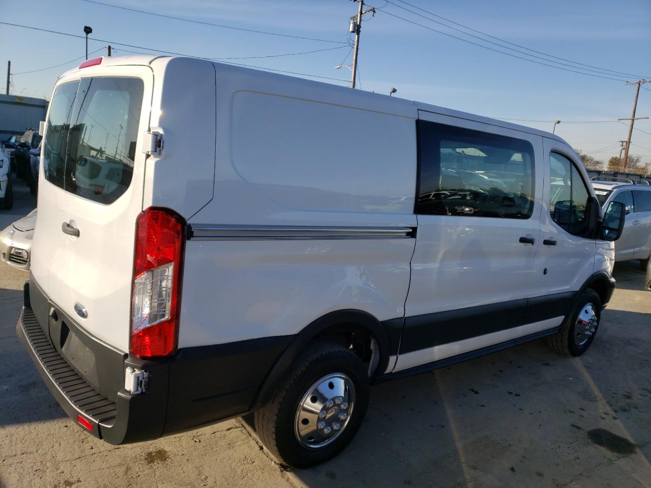 1FTYR1YMXJKB38270 FORD TRANSIT 2018