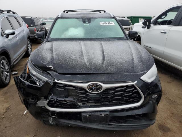 VIN 5TDKDRBH5PS017761 2023 Toyota Highlander, L no.5