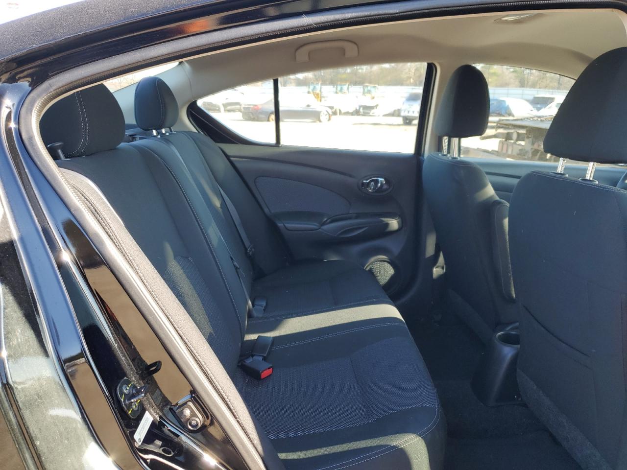 3N1CN7AP0FL929834 2015 Nissan Versa 1.6 Sl