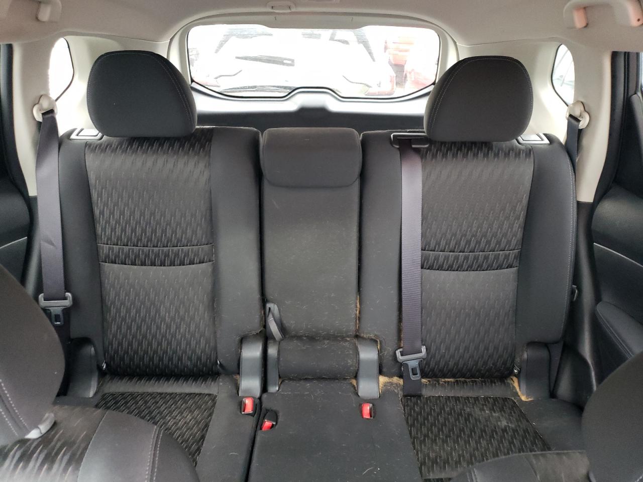 KNMAT2MT9HP573266 NISSAN ROGUE 2017