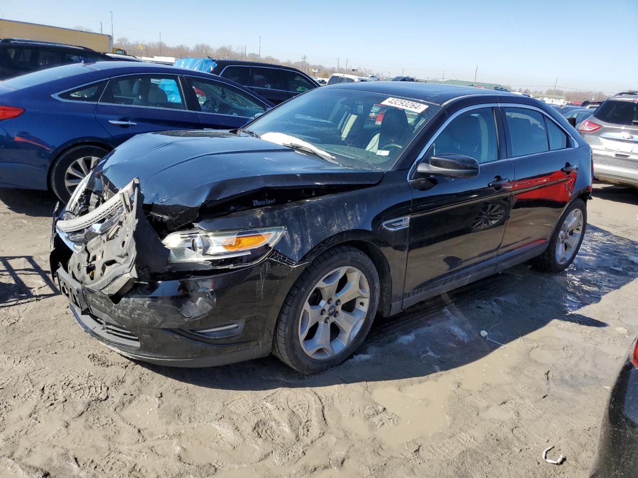 Lot #2909045173 2012 FORD TAURUS SEL