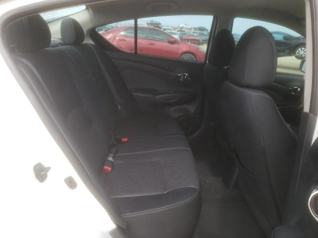 2015 NISSAN VERSA S 3N1CN7AP0FL925010