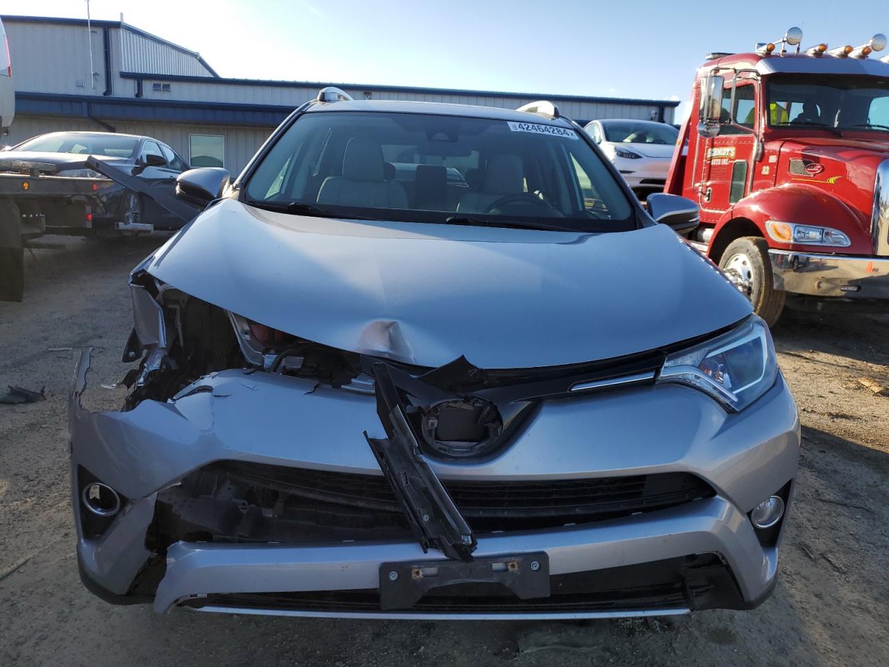 2T3RFREV4JW845073 TOYOTA RAV4 2018