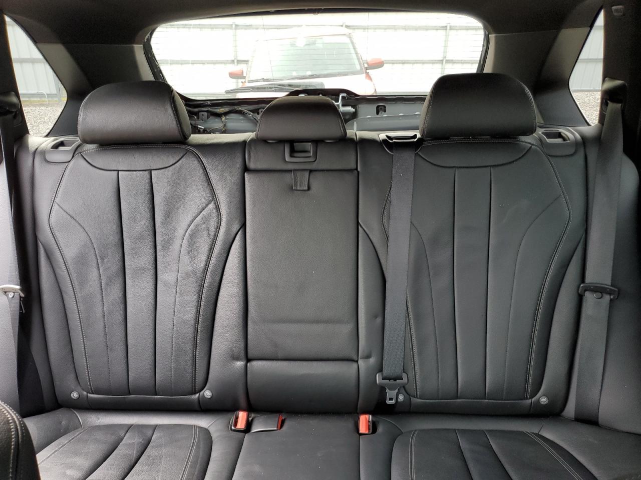 5UXKR2C57J0Z15669 2018 BMW X5 Sdrive35I