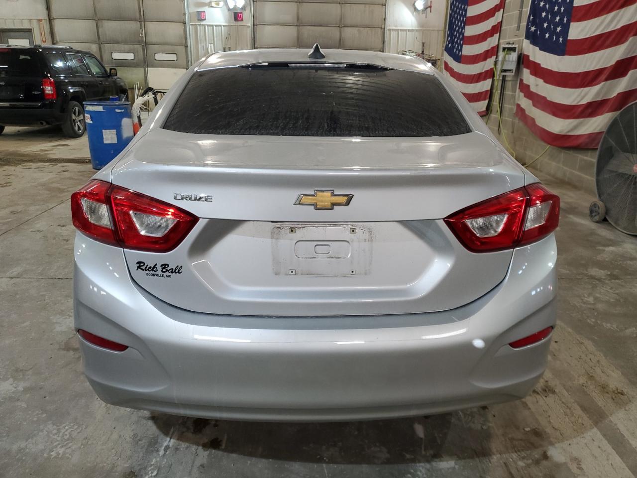 1G1BC5SM4K7149043 2019 Chevrolet Cruze Ls