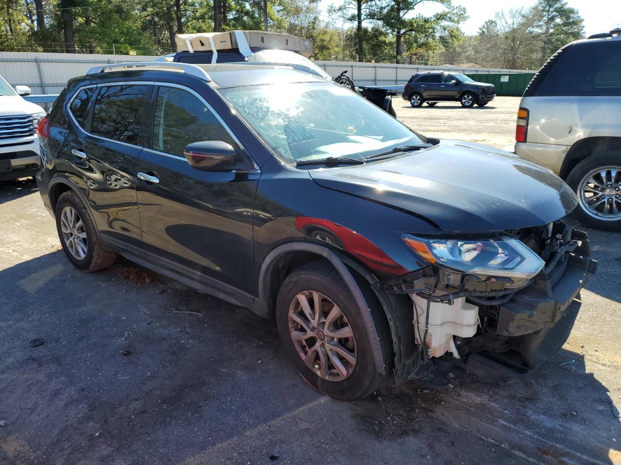 KNMAT2MT4JP595763 NISSAN ROGUE 2018