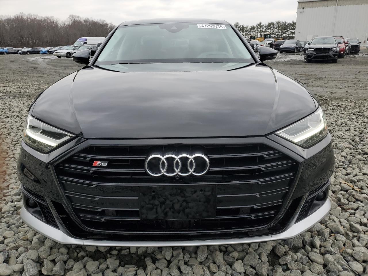 2019 Audi A8 L vin: WAU8DAF83KN018294